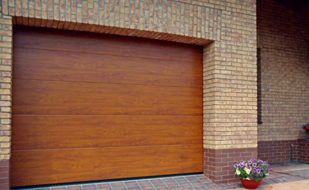 Секційні ворота гаражні — конструкція та монтаж